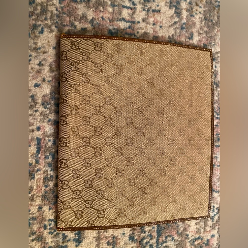 Vintage Gucci folder with closure - Picture 2 of 2